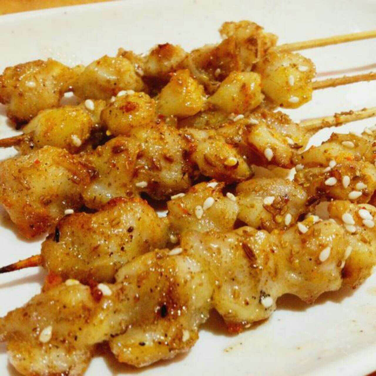 美味的烤鸡脆骨