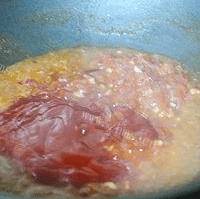 家常馅料十足的海鲜披萨做法图解2)