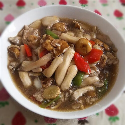 美味的双椒烤双菇