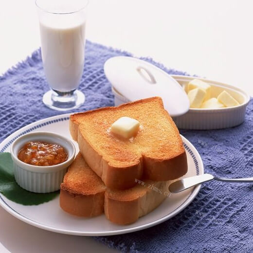 美味的柔软牛奶土司