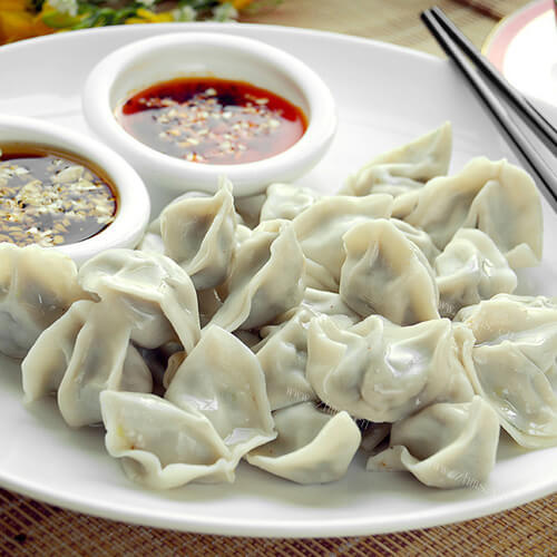 美味可口红萝卜韭菜饺子