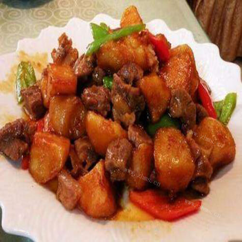 美味的新手单身土豆烧排骨