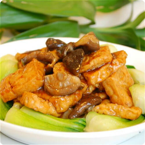 好吃的苹菇烧豆腐