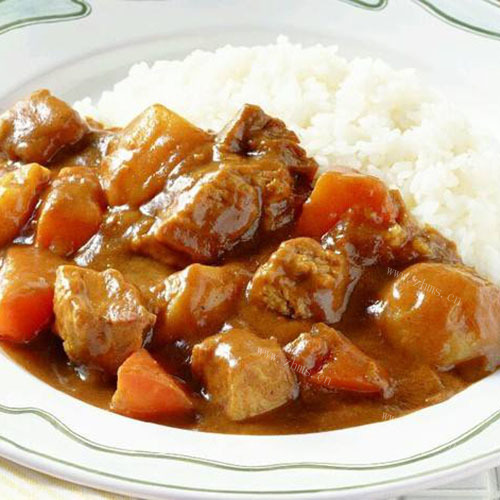 美味饿土豆牛肉盖浇饭