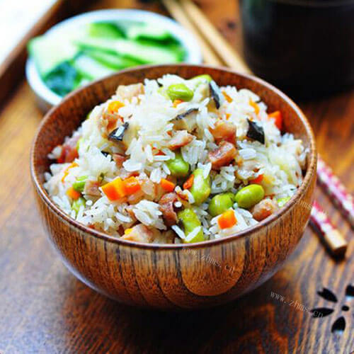 美味的广式油盐饭