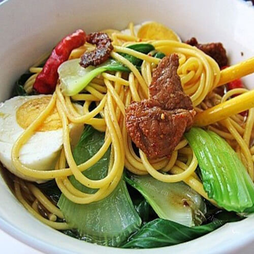 好吃的鸡丝油菜面
