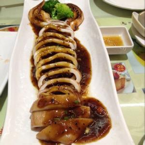 美味什锦小米鱿鱼筒