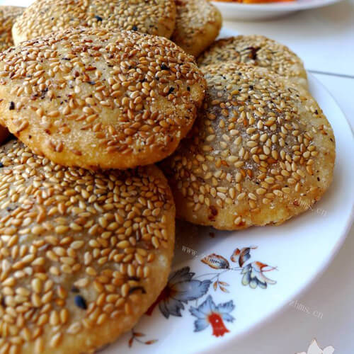 香浓的芝麻红薯豆沙饼