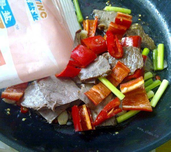 香喷喷的小炒牛肉片做法图解5)