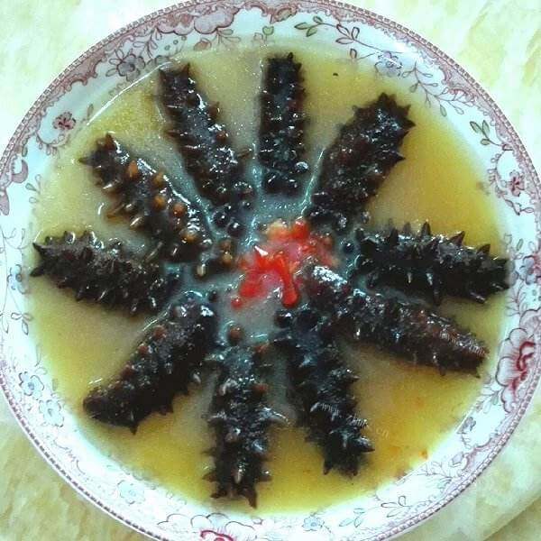 美味的鲍汁扣海参