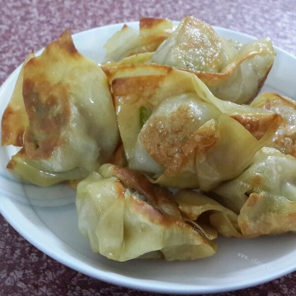 美味的煎云吞饺子
