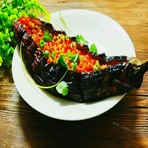 美味的孜然蒜香土豆茄子条