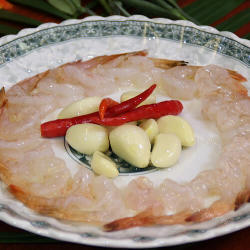 淡淡的清蒸蒜香虾