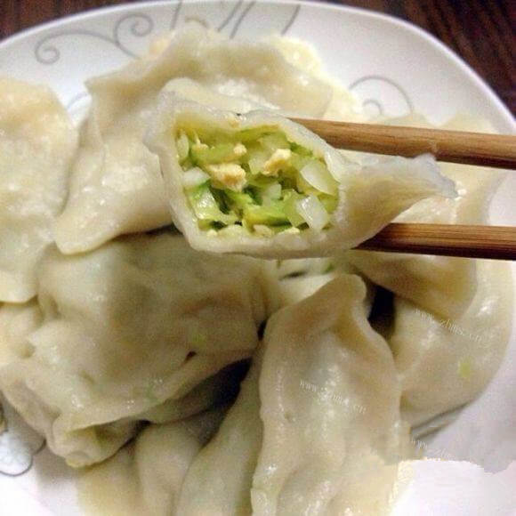 家的美味白菜鸡蛋馅饺子