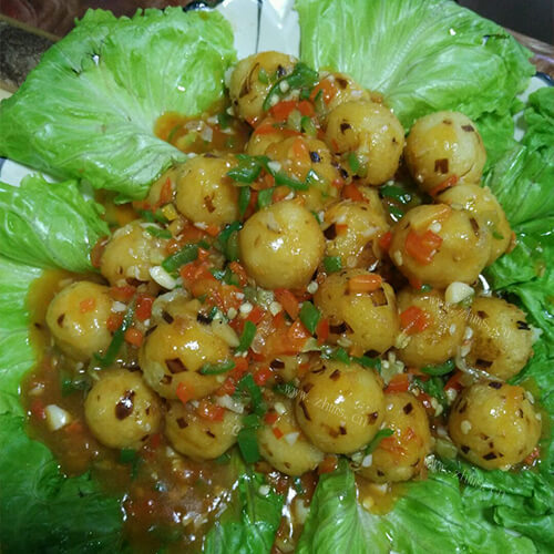 香脆的炒土豆丸子