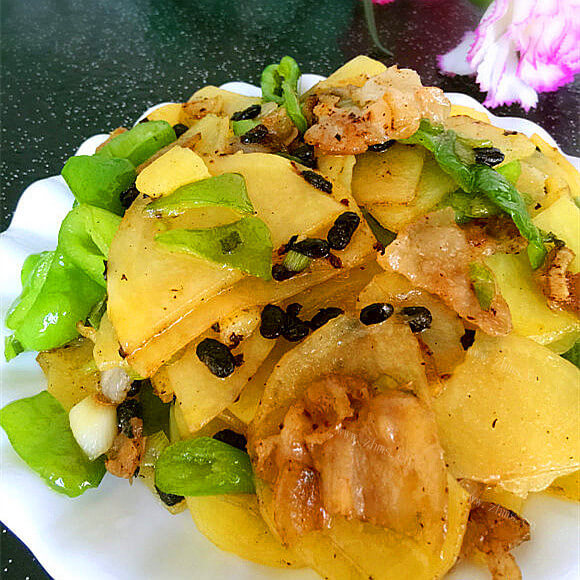 好吃的尖椒豆豉炒土豆片