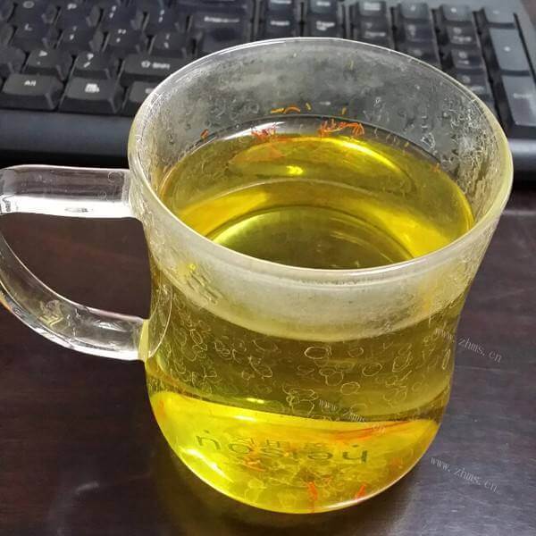 好喝的冬雪桃枸杞茶