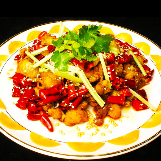 美味的香辣鸡骨架