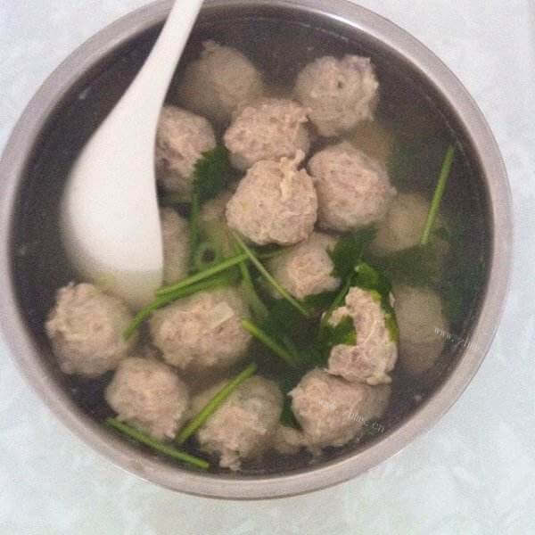 我喜欢黄瓜片汆丸子