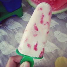 自制西瓜酸奶冰棒