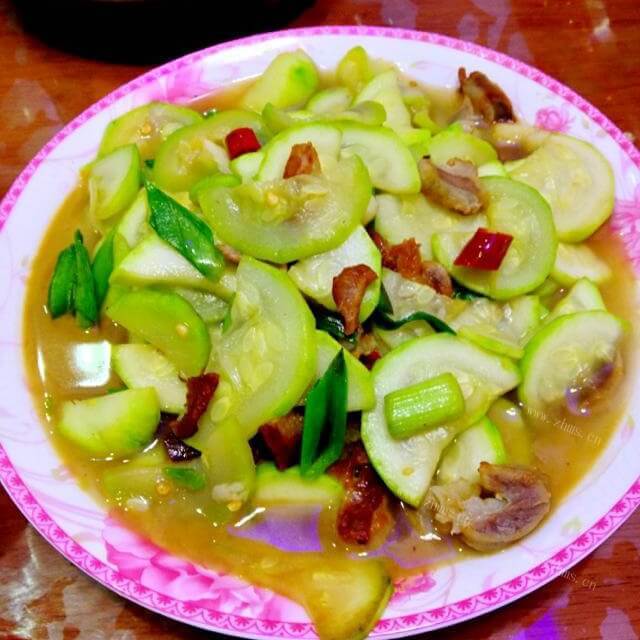 好吃的南瓜烧腊肉
