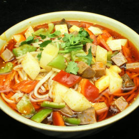 营养的番茄肉粒煮豆腐