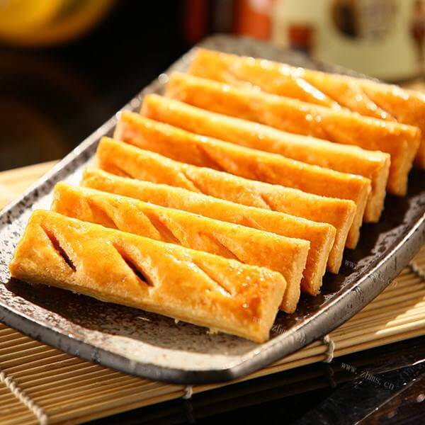 美味的板栗蛋黄千层酥