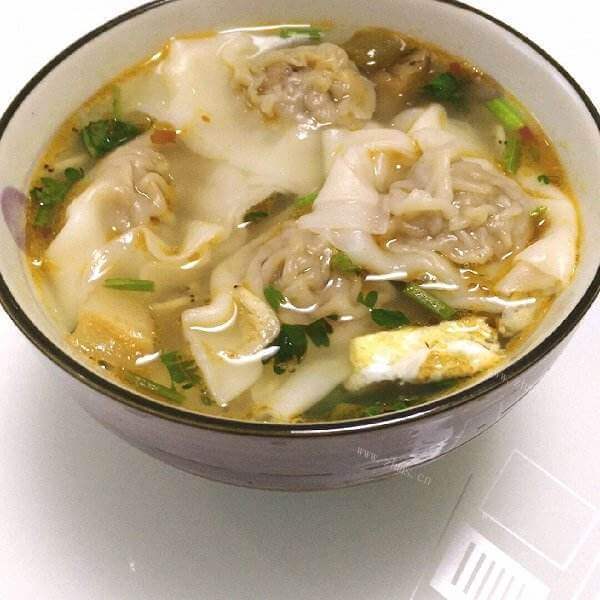 美味的三鲜小馄饨