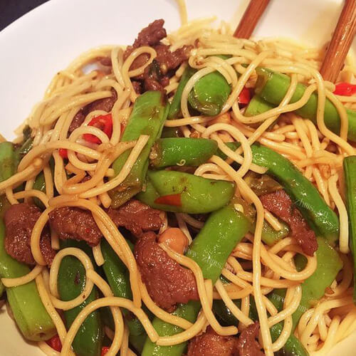 营养美味的豇豆角蒸卤面