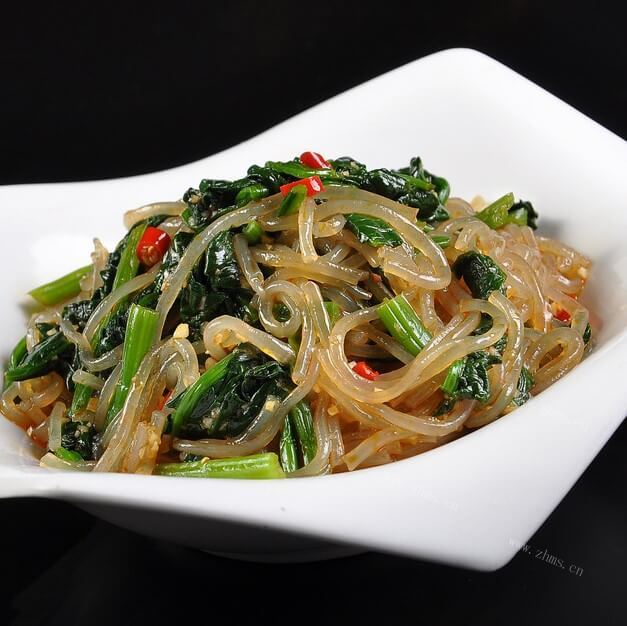 可口的虾皮粉丝拌菠菜