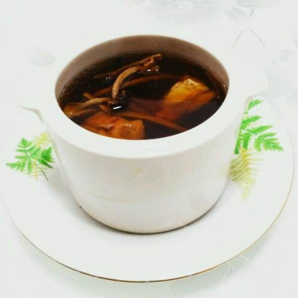 美味的茶树菇鸡蛋汤