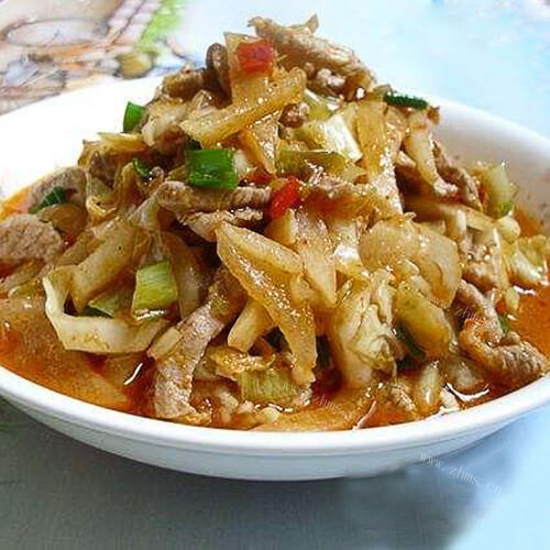 美味酸辣白菜炒肉