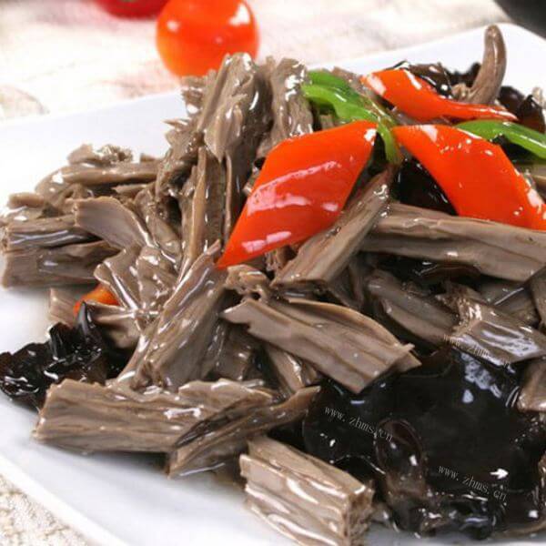 好吃的冬笋炒黑豆腐竹