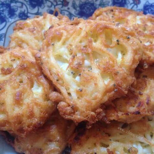 香喷喷的银鱼丝鸡蛋饼