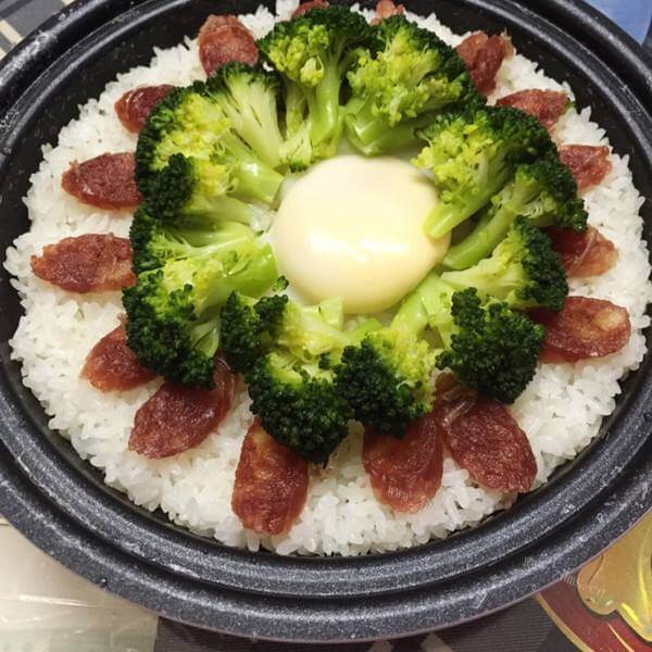 咸香的微波炉腊肠饭