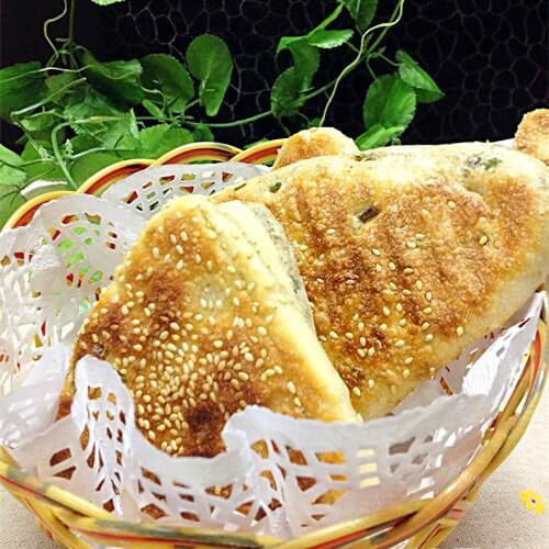 美味的椒盐葱香手抓饼