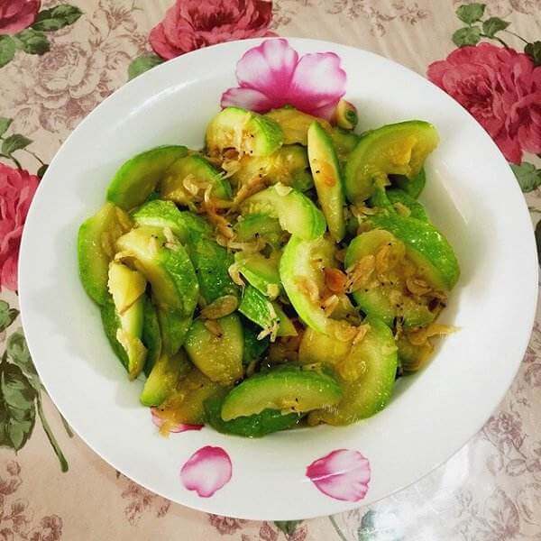 好吃的火腿炒西葫芦