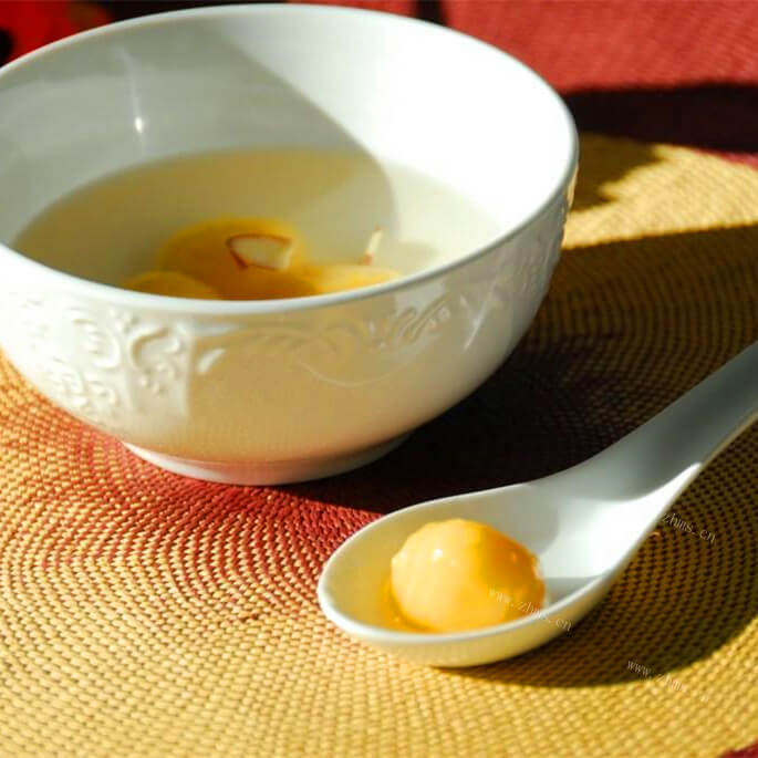 美味南瓜五仁汤圆