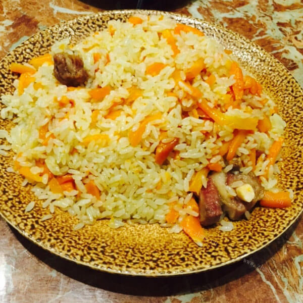好吃的新疆抓饭