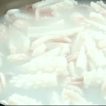 家常菜小炒鱿鱼做法图解2)