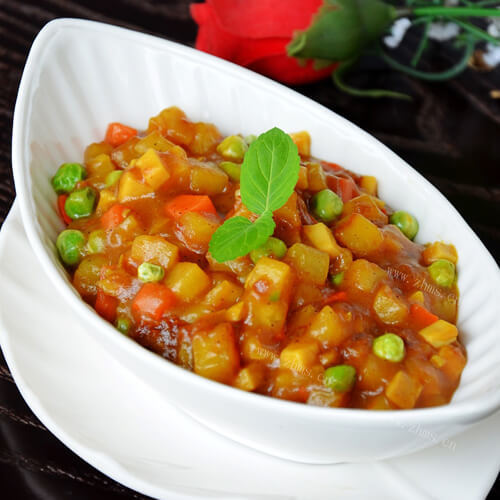 美味猪肉蔬菜咖喱