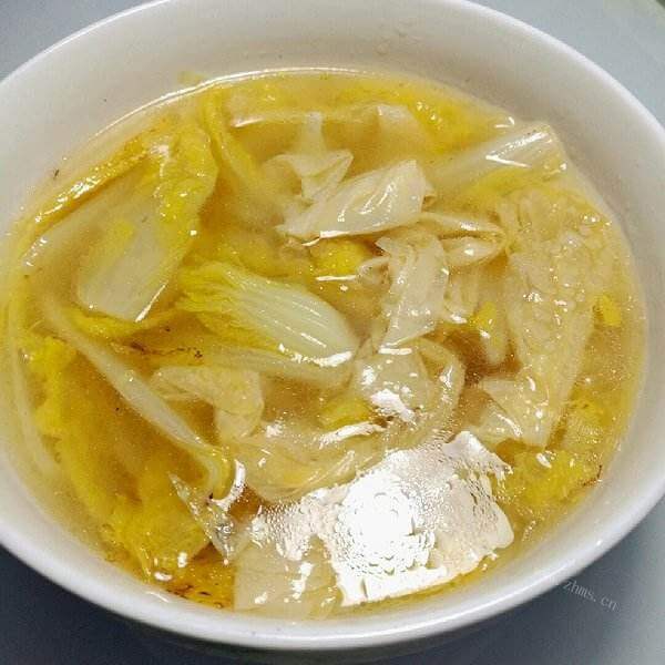 可口的菜秧豆皮汤