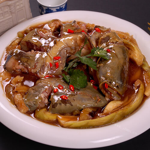 垂涎欲滴的蚕豆瓣炖茄子