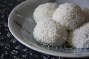 冰爽夏日蜜桃黄瓜饮做法图解3)