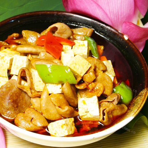 清香牛肠炖豆腐