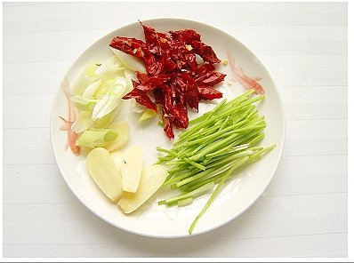 自制酸辣土豆丝做法图解3)