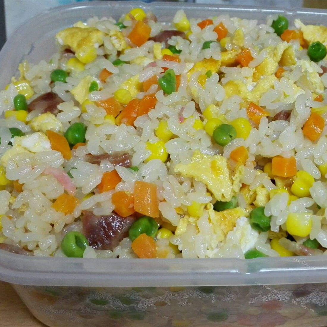 美味的时蔬黄金炒饭