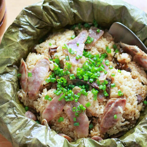 美味的腊肠荷叶饭