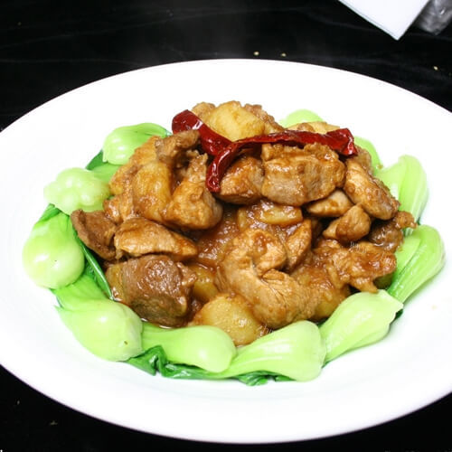 美味的豆腐焖猪肉