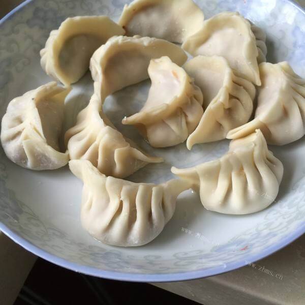 自制韭菜水煎饺子